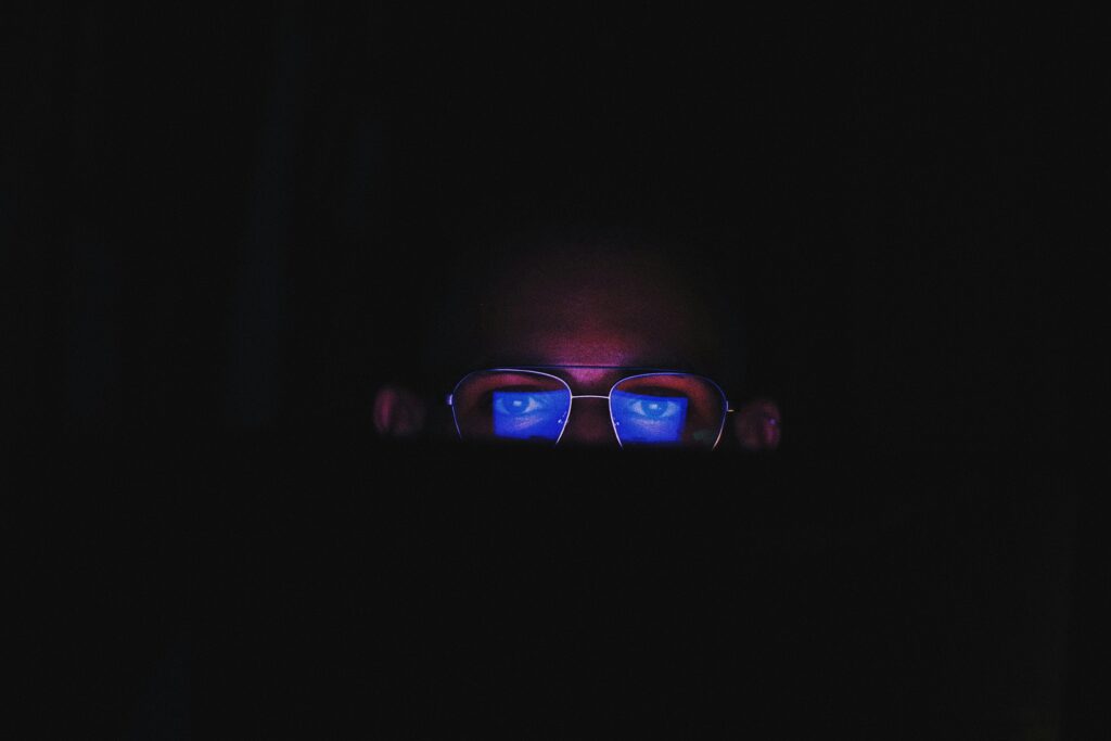 Blue light blocking gaming glasses for eye protection and long sessions